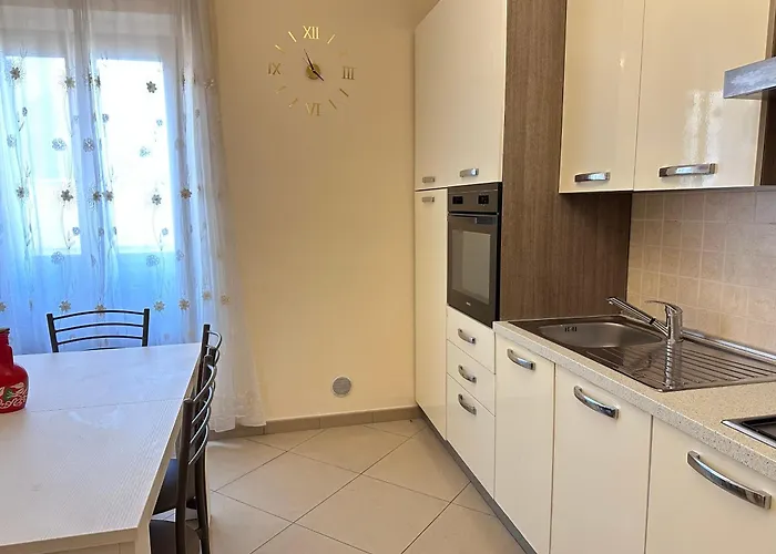 Sapore Di Mare Apartment *