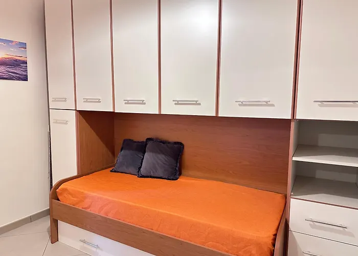 Sapore Di Mare Apartment *